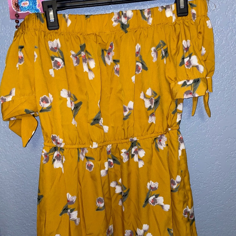 Short dress